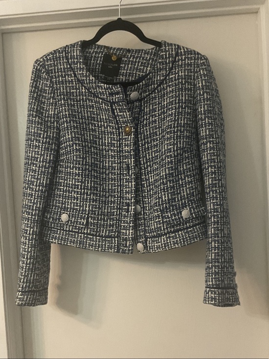 Marciano Jackets & Blazers - Marciano Navy and White Tweed Cropped Blazer